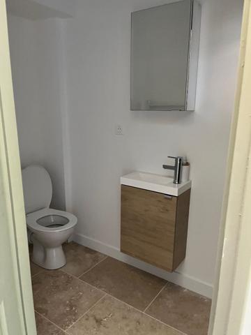 A LOUER  STUDIO MEUBLE CHAMPS ELYSE ST QUENTIN 02100