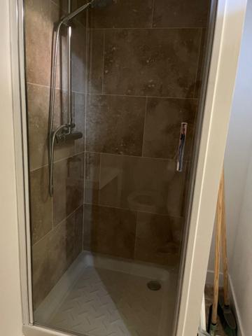 A LOUER  STUDIO MEUBLE CHAMPS ELYSE ST QUENTIN 02100