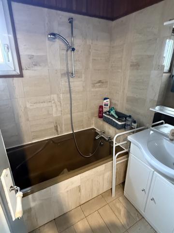 A vendre maison de plein proche tous commerce