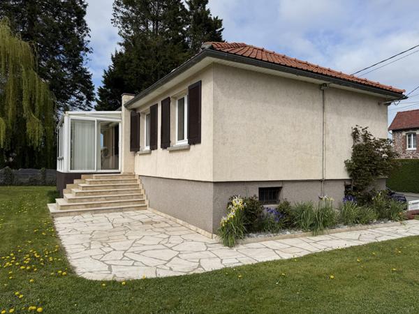 A vendre maison de plein proche tous commerce