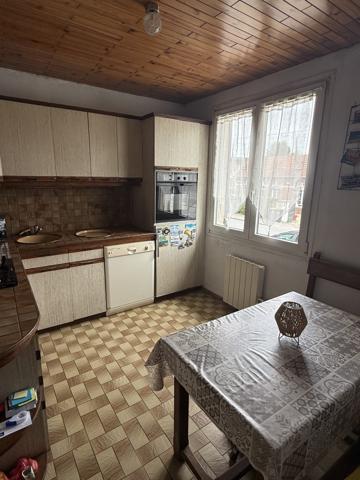 A vendre maison de plein proche tous commerce