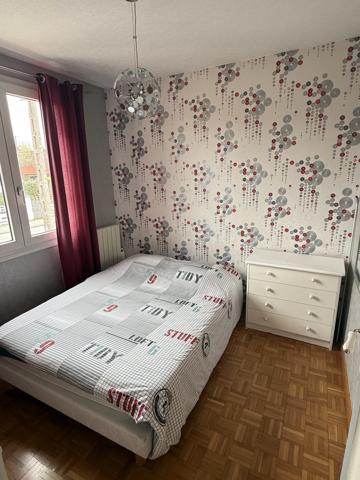 A vendre maison de plein proche tous commerce