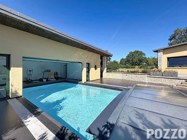 Élégance contemporaine aux portes de Granville , Villa d'exception avec piscine, prestations haut de gamme et performance énergétique AA LONGUEVILLE