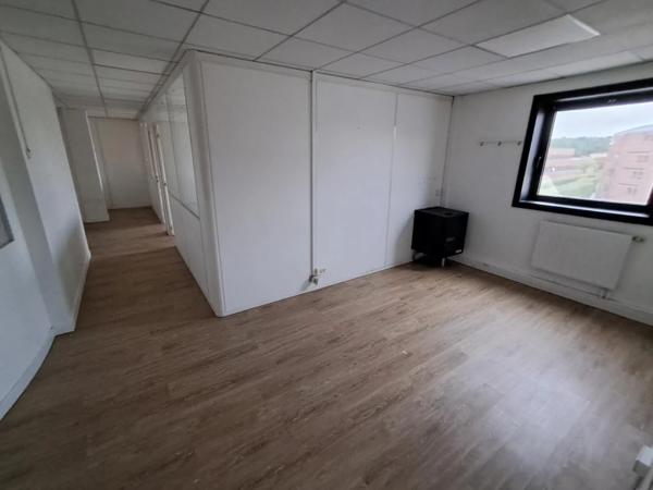 Bureau à louer à Évry-Courcouronnes (91000)