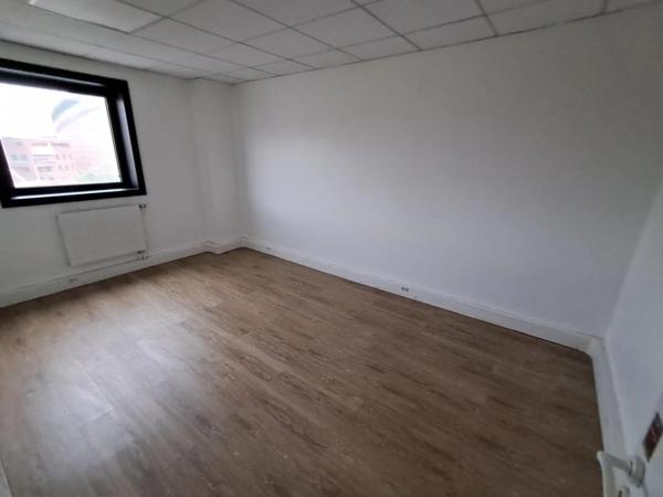 Bureau à louer à Évry-Courcouronnes (91000)