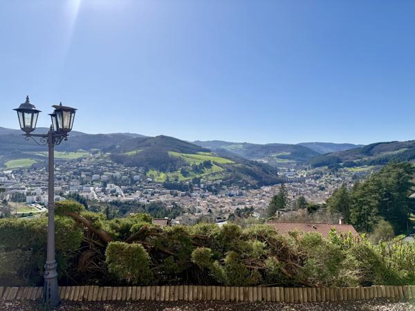 MAGNIFIQUE VUE - MAISON FAMILIALE 165M² AVEC 5 CHAMBRES - PISCINE