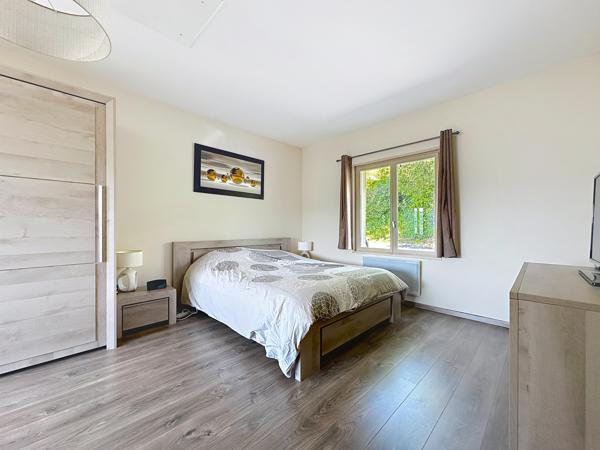 MAGNIFIQUE VUE - MAISON FAMILIALE 165M² AVEC 5 CHAMBRES - PISCINE