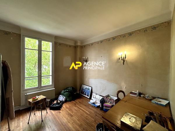 NOUVEAU BEZONS _ Maison à Fort Potentiel 315 000 € **  - Référence  4508