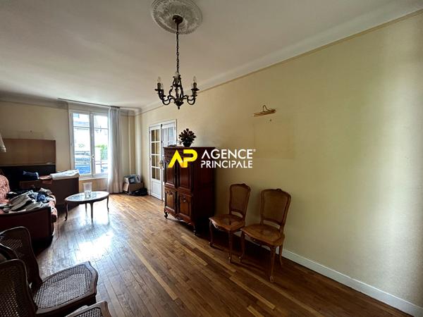 NOUVEAU BEZONS _ Maison à Fort Potentiel 315 000 € **  - Référence  4508