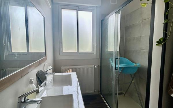 Maison à vendre    3 pièces •  La Rochefoucauld