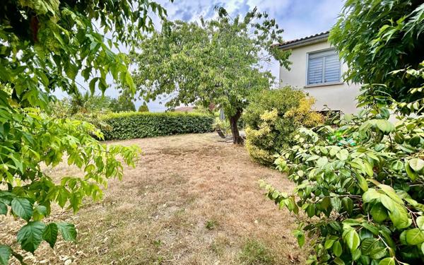 Maison à vendre    3 pièces •  La Rochefoucauld