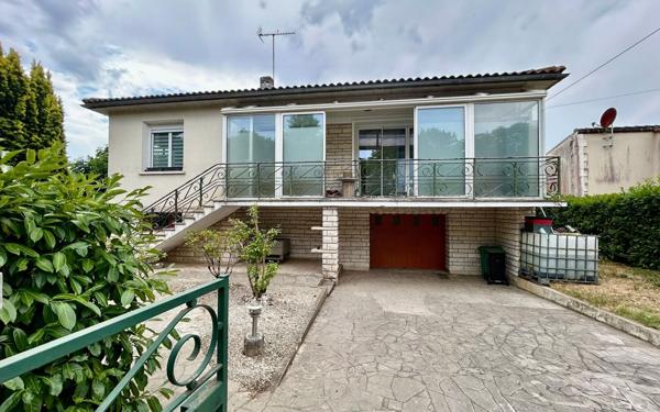 Maison à vendre    3 pièces •  La Rochefoucauld