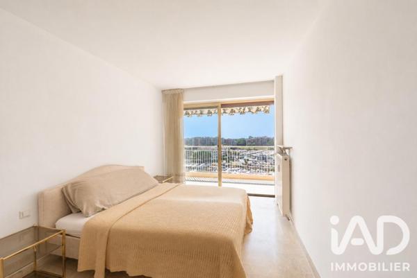 Appartement à vendre 3 pièces 64,8 m² Mandelieu-la-Napoule