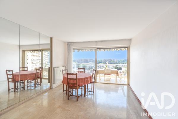 Appartement à vendre 3 pièces 64,8 m² Mandelieu-la-Napoule