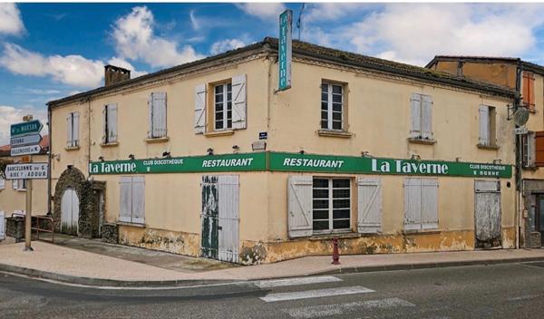 Grande bâtisse 10 pièces 498m2 - LE HOUGA (32110)