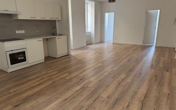 Appartement à louer    2 pièces • 61 m2 Mazamet