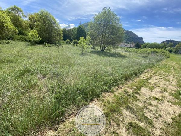 Terrain 1440 m²
