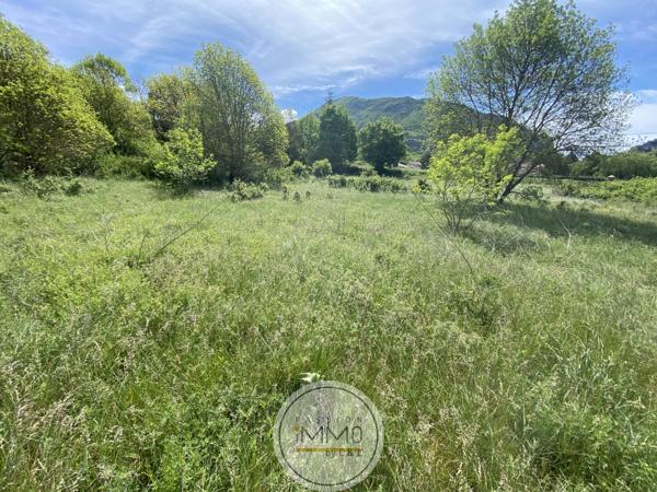 Terrain 1440 m²