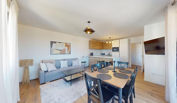 Appartement Chessy 4 pièce(s) 81.8 m2