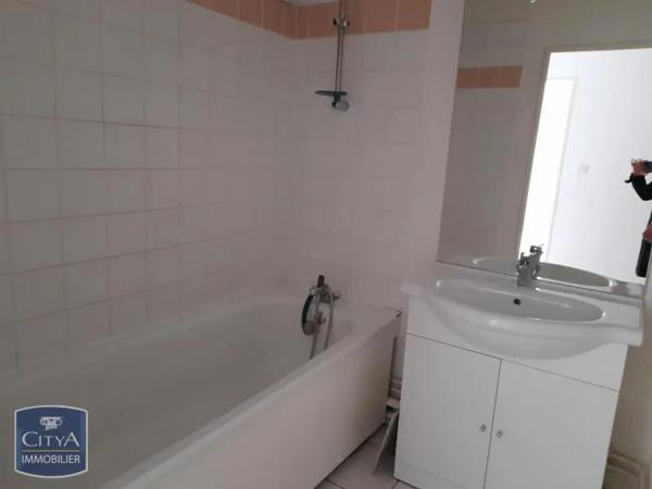 Appartement à louer 3 pièces 64.66m²