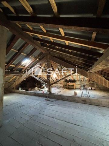 Un appartement de caractère  au coeur de SARTENE