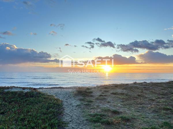 Appartement T2 bord de mer 34m² jardin 80m² parking