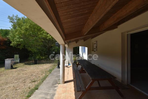 LA BARRE DE MONTS / FROMENTINE (85) proche île de NOIMOUTIER , VENDEE , Maison à vendre 10 pièces 141 m² 5 chambres, 4 WC , 4 salles d'eau , puits, 850m² 291500€