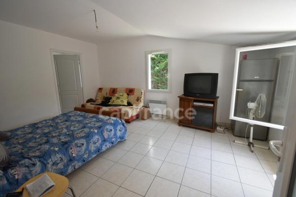 LA BARRE DE MONTS / FROMENTINE (85) proche île de NOIMOUTIER , VENDEE , Maison à vendre 10 pièces 141 m² 5 chambres, 4 WC , 4 salles d'eau , puits, 850m² 291500€