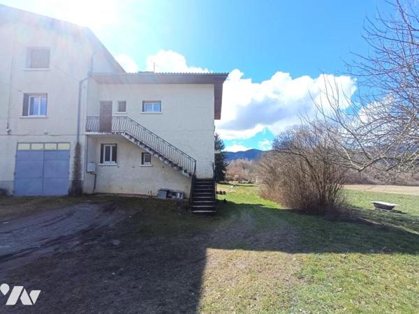 Vente Maison mitoyenne T6 + appartement T3 sur SEYNE