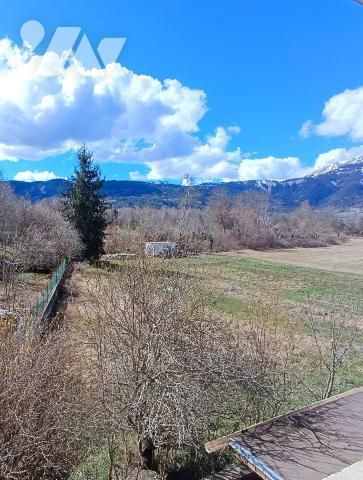 Vente Maison mitoyenne T6 + appartement T3 sur SEYNE