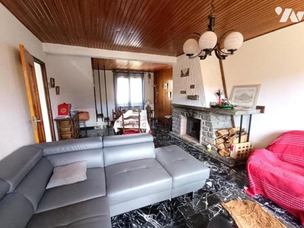 Vente Maison mitoyenne T6 + appartement T3 sur SEYNE