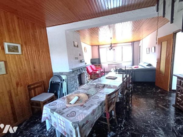 Vente Maison mitoyenne T6 + appartement T3 sur SEYNE