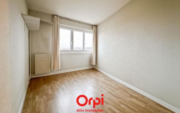 Appartement à vendre    4 pièces • 79,10 m2 Montluçon