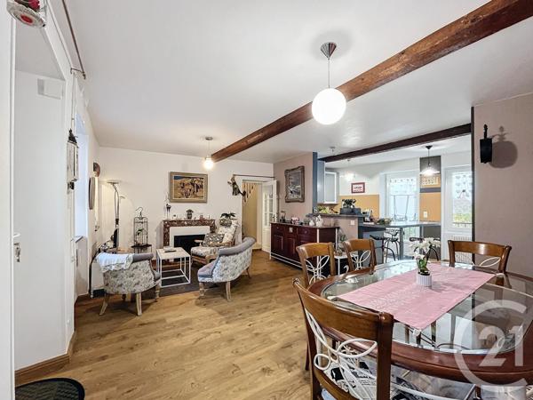 Maison à vendre  9 pièces - 167,99 m2 VOLVIC - 63