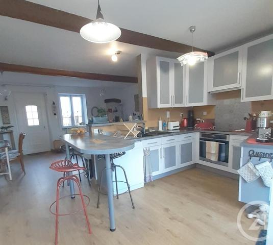 Maison à vendre  9 pièces - 167,99 m2 VOLVIC - 63