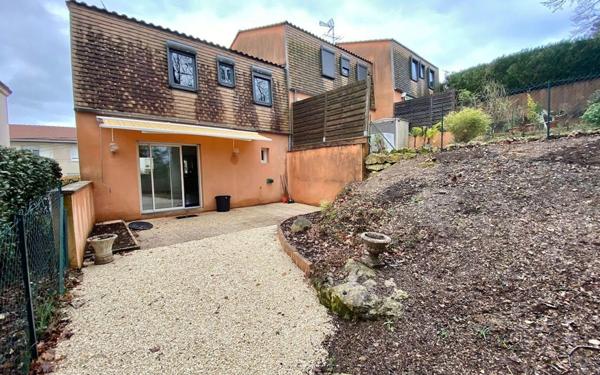 Maison à louer    4 pièces •  Trélissac