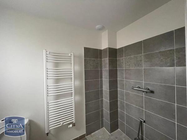 Maison à louer 4 pièces 80.57m² Bourg-en-Bresse (01000)
