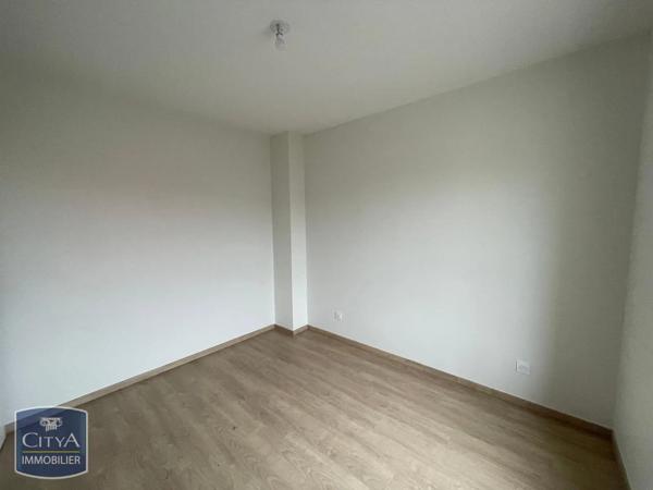 Maison à louer 4 pièces 80.57m² Bourg-en-Bresse (01000)