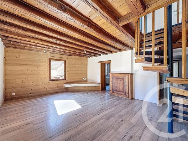 Appartement T5 à vendre  6 pièces - 133 m2 TANINGES - 74