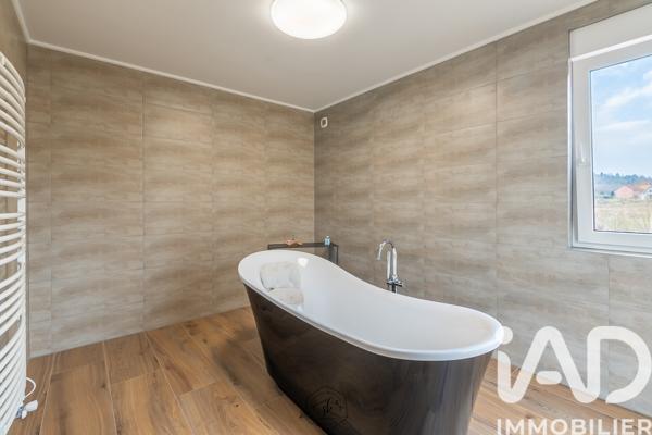 Maison à vendre 5 pièces 159 m² Rédange