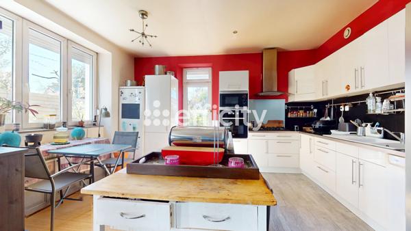 Maison 6 pièces - 140 m²