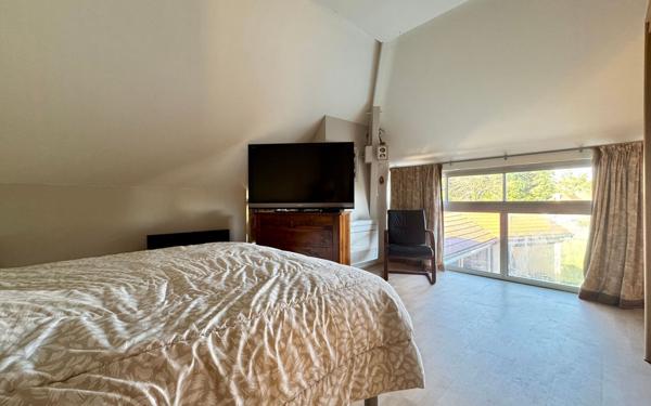 Maison à vendre    5 pièces • 310 m2 Idron