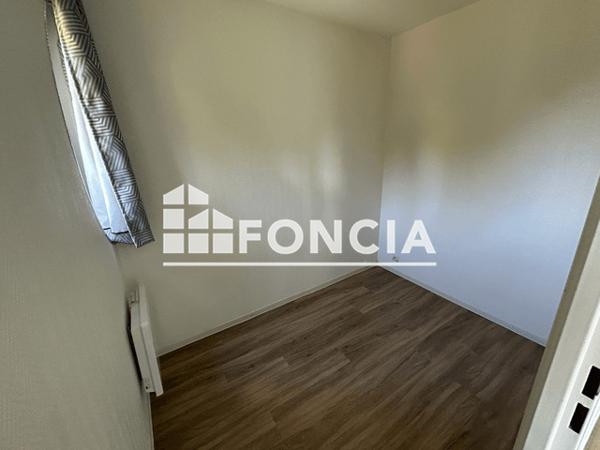 Location Studio 23.25 m² - 12 RUE VAUX DE FOLETIER La Rochelle 17000