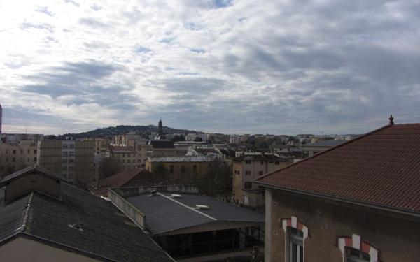 Appartement à louer    3 pièces •  Villefranche-sur-Saône