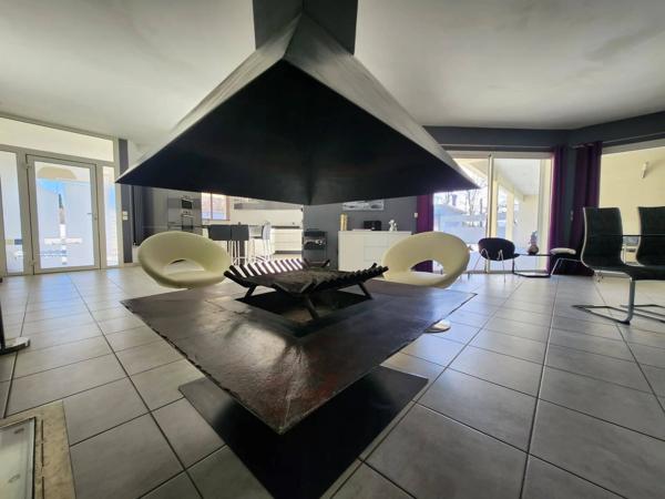 Villa hors lotissement au calme