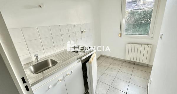 Location Appartement 2 pièces 54.56 m² - Guilherand-granges 07500