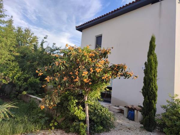 Maison Sete 5 pièce(s) 98 m2 +garage