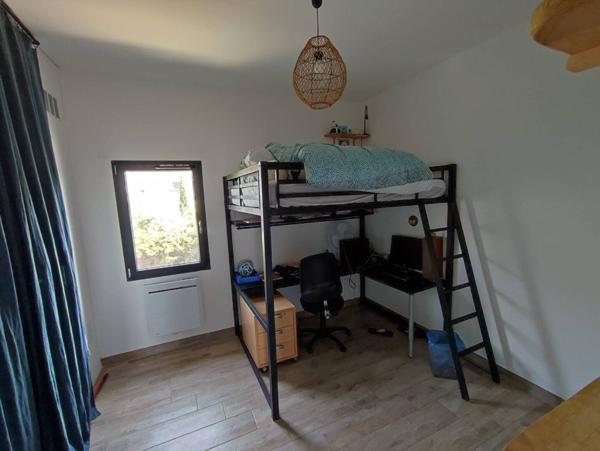 Maison Sete 5 pièce(s) 98 m2 +garage