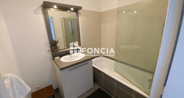Location Appartement 2 pièces 47.7 m² - Roanne 42300
