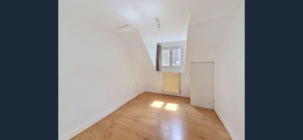 Appartement 2 pièce(s) 42.53 m2 / 49 AU SOL, Paris 75011